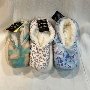 Bundle of 3 girls slippers